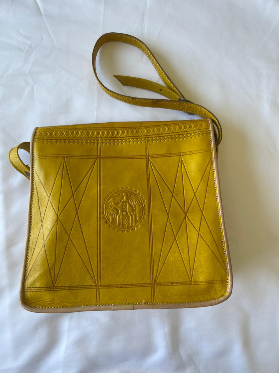 Tetouani messenger bag - Mustard Yellow