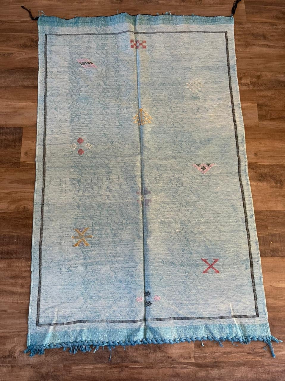 Small Cactus Silk Rug - Light Blue