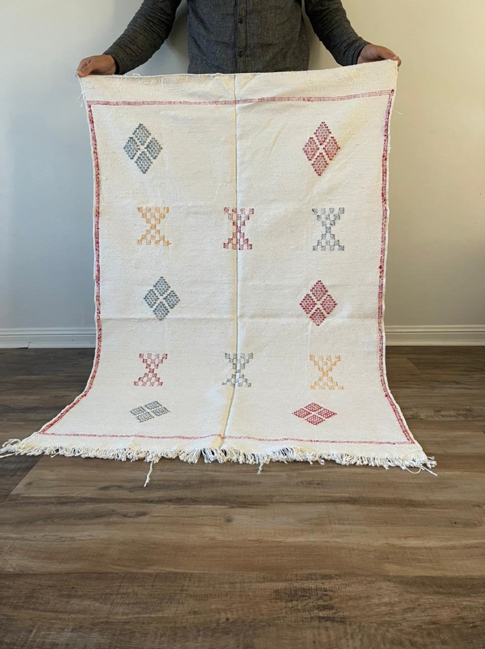 White cactus silk rug