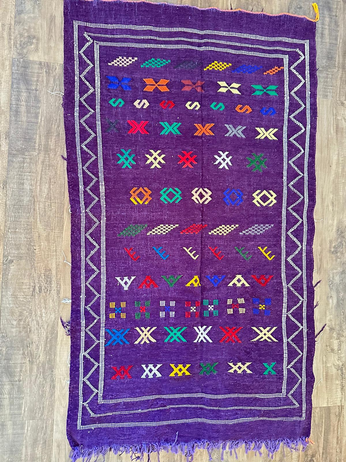 moroccan handamde carpet /authentic rug-samwat 7
