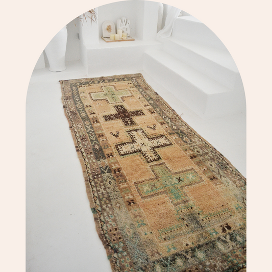 Vintage rug- 305 by 115 cm medina