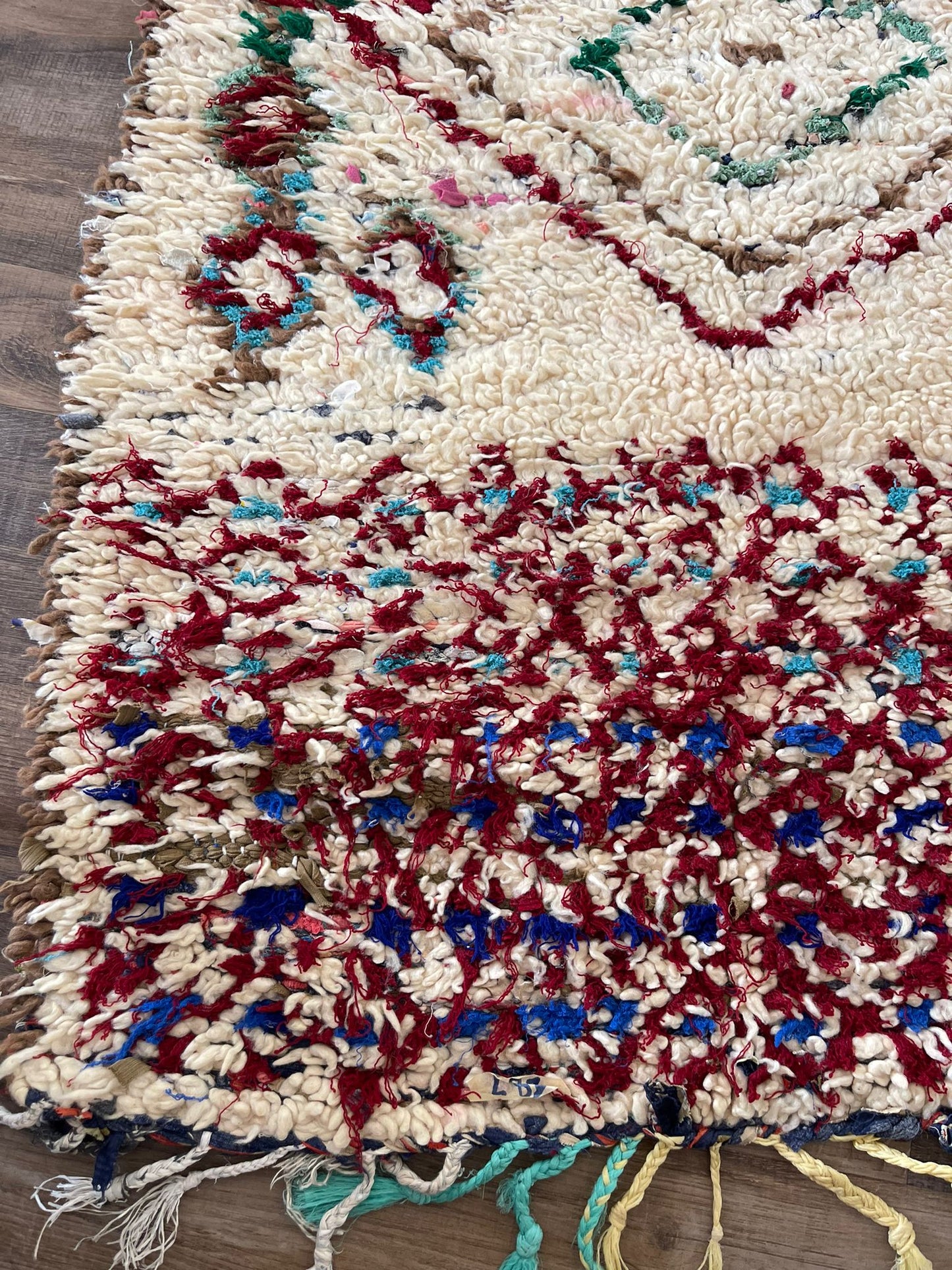 Vintage rug- 300 by 92 cm -bakor