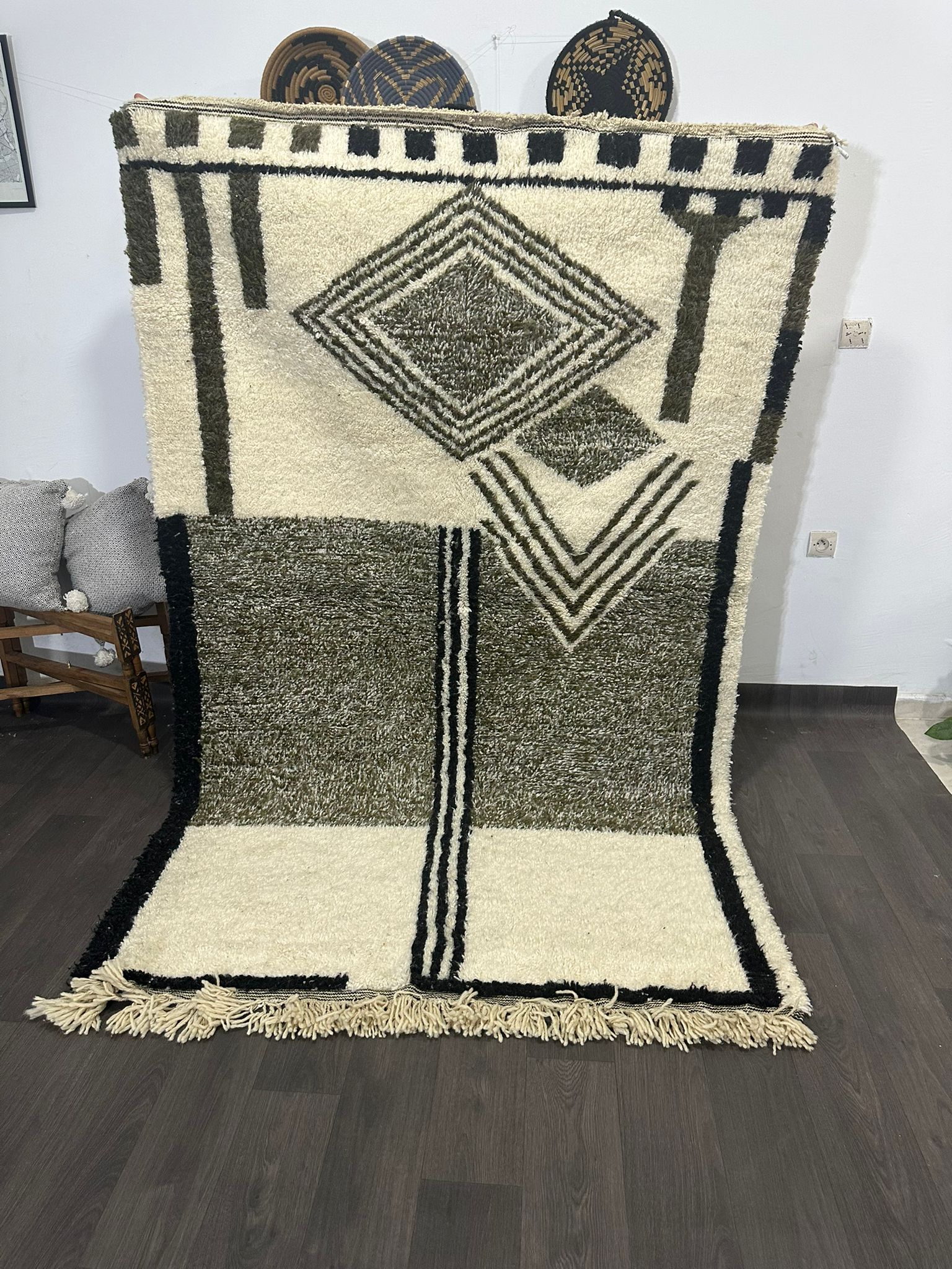 o showing hamdi wool moroccan rug upclose