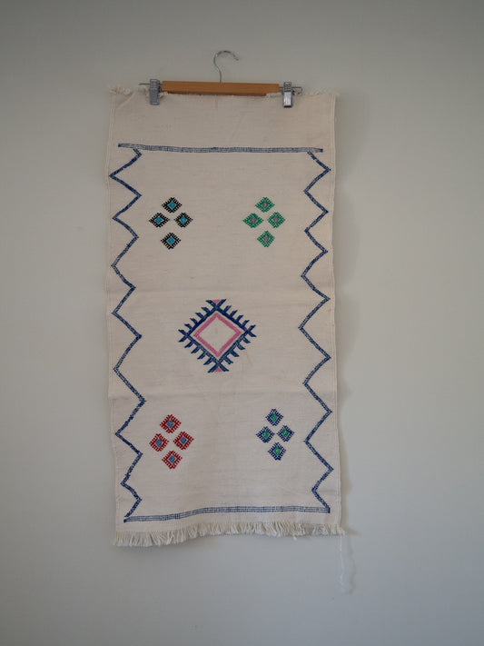 White #2 Cactus Silk Table runner