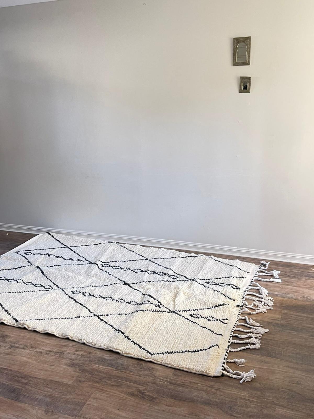 Beni Ourain - 240cm x 160cm - Jdida | moroccan rug