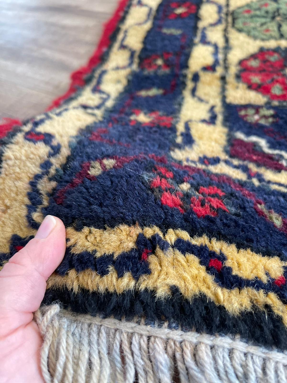 Vintage rug- 420cm x 150cm -