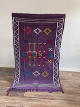 Load image into Gallery viewer, purple wool Kilim  - 150cm x 100cm
